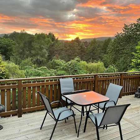 Beautiful 2 Bedroom Lodge With Stunning Views Blair Atholl Εξωτερικό φωτογραφία