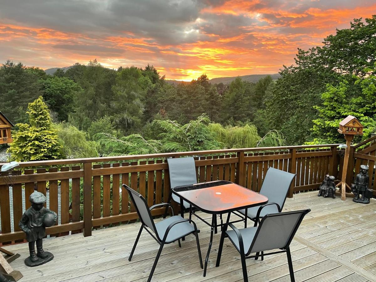 Beautiful 2 Bedroom Lodge With Stunning Views Blair Atholl Εξωτερικό φωτογραφία