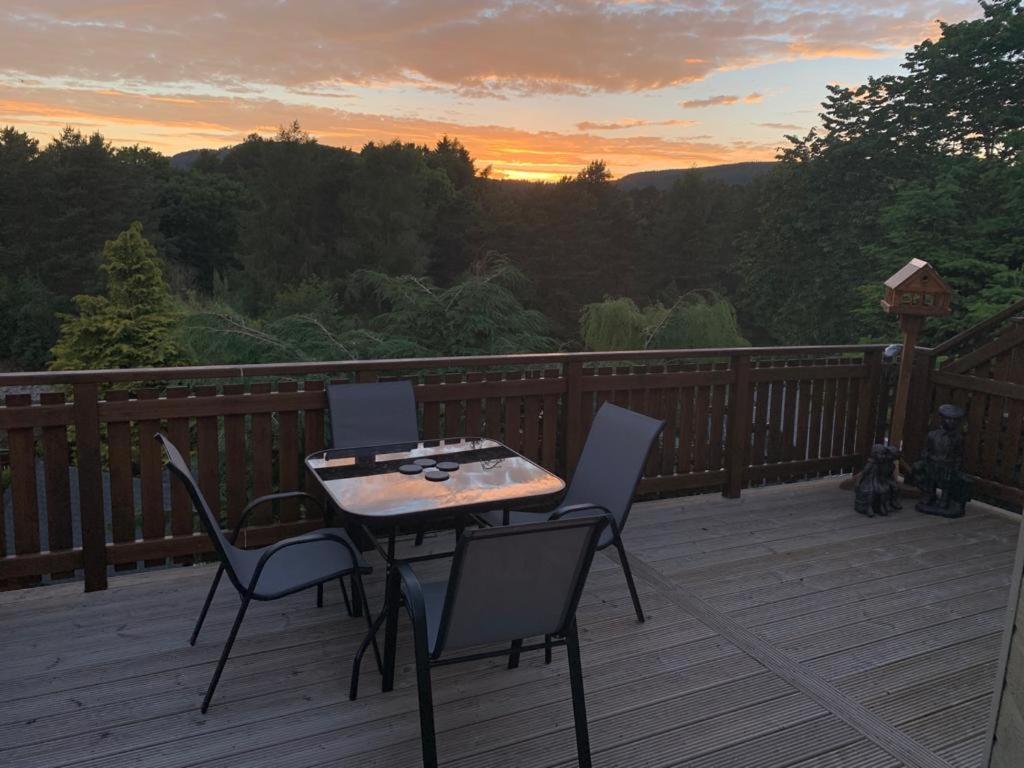 Beautiful 2 Bedroom Lodge With Stunning Views Blair Atholl Εξωτερικό φωτογραφία
